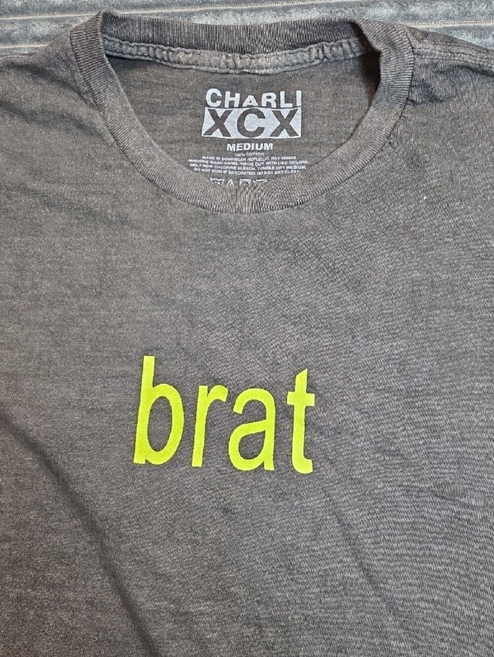 Charli XCX Men’s Gray 'brat' Graphic Short-Sleeve Tee